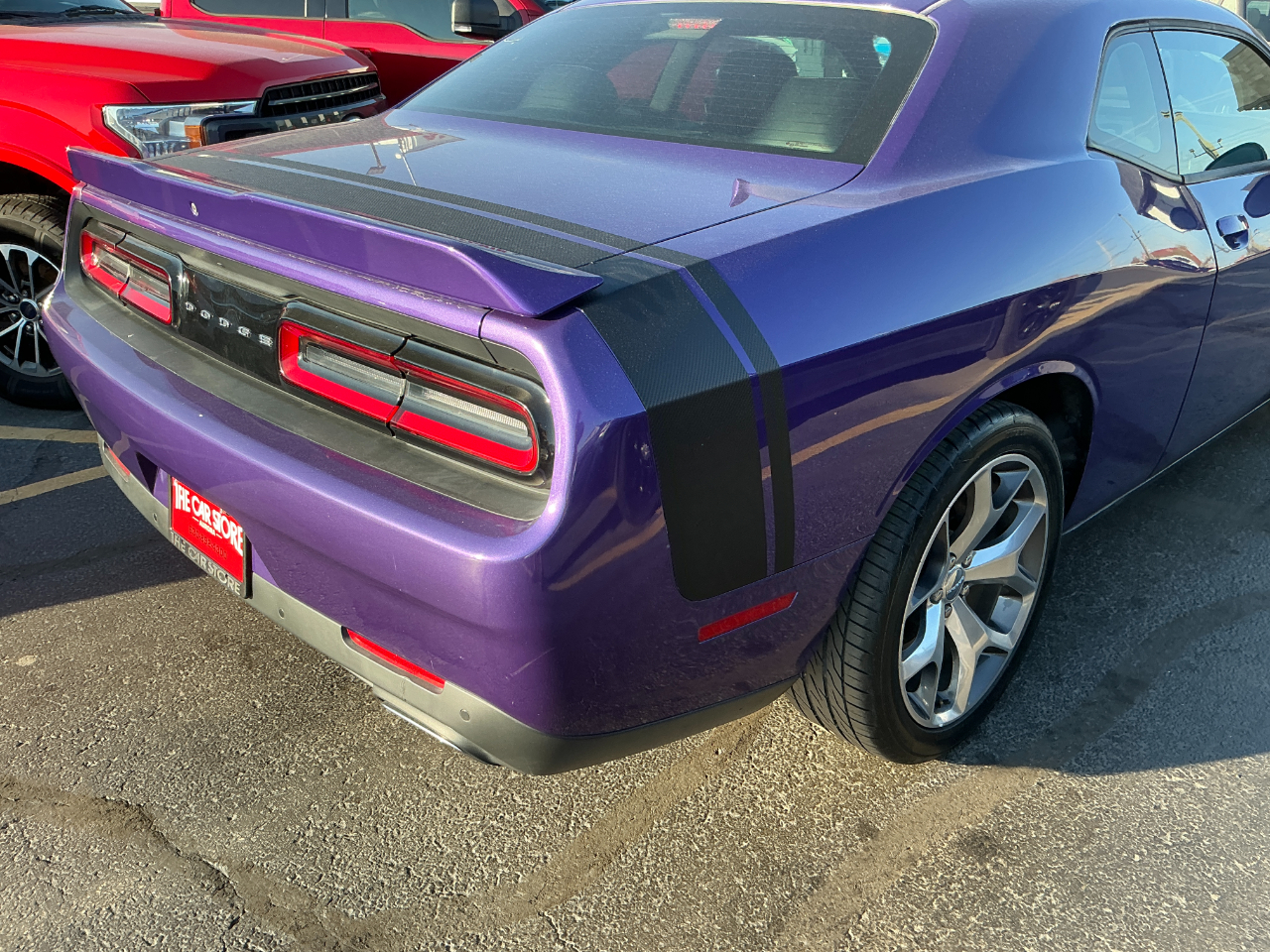 2016 Dodge Challenger SXT photo 24