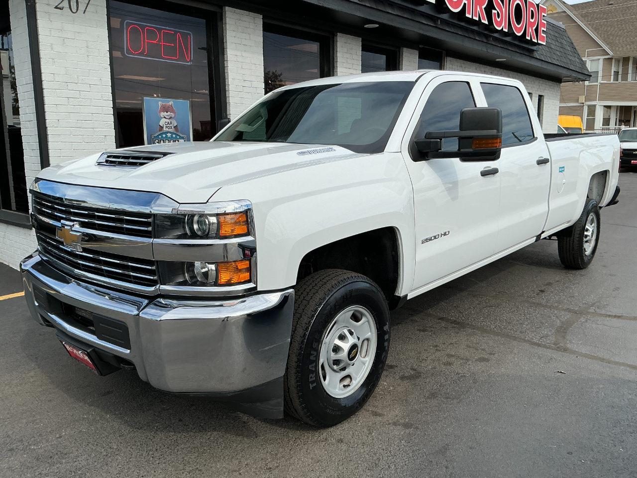 2018 Chevrolet Silverado Work Truck LS Base photo 2