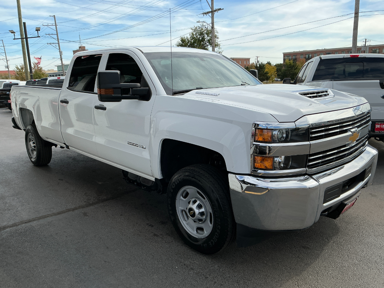 2018 Chevrolet Silverado Work Truck LS Base photo 3