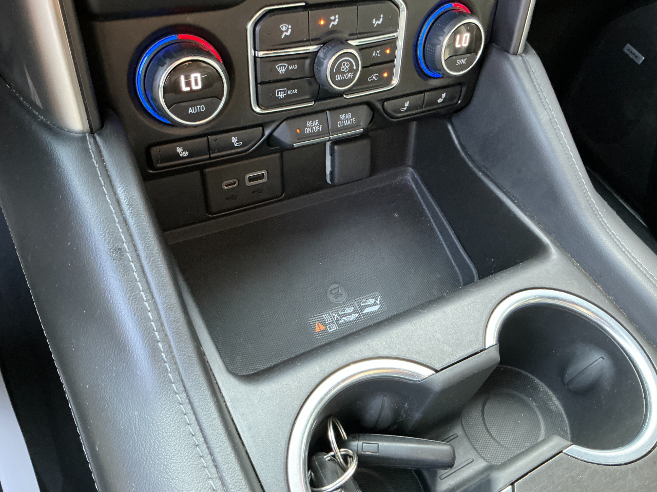 2021 Chevrolet Tahoe LT photo 14