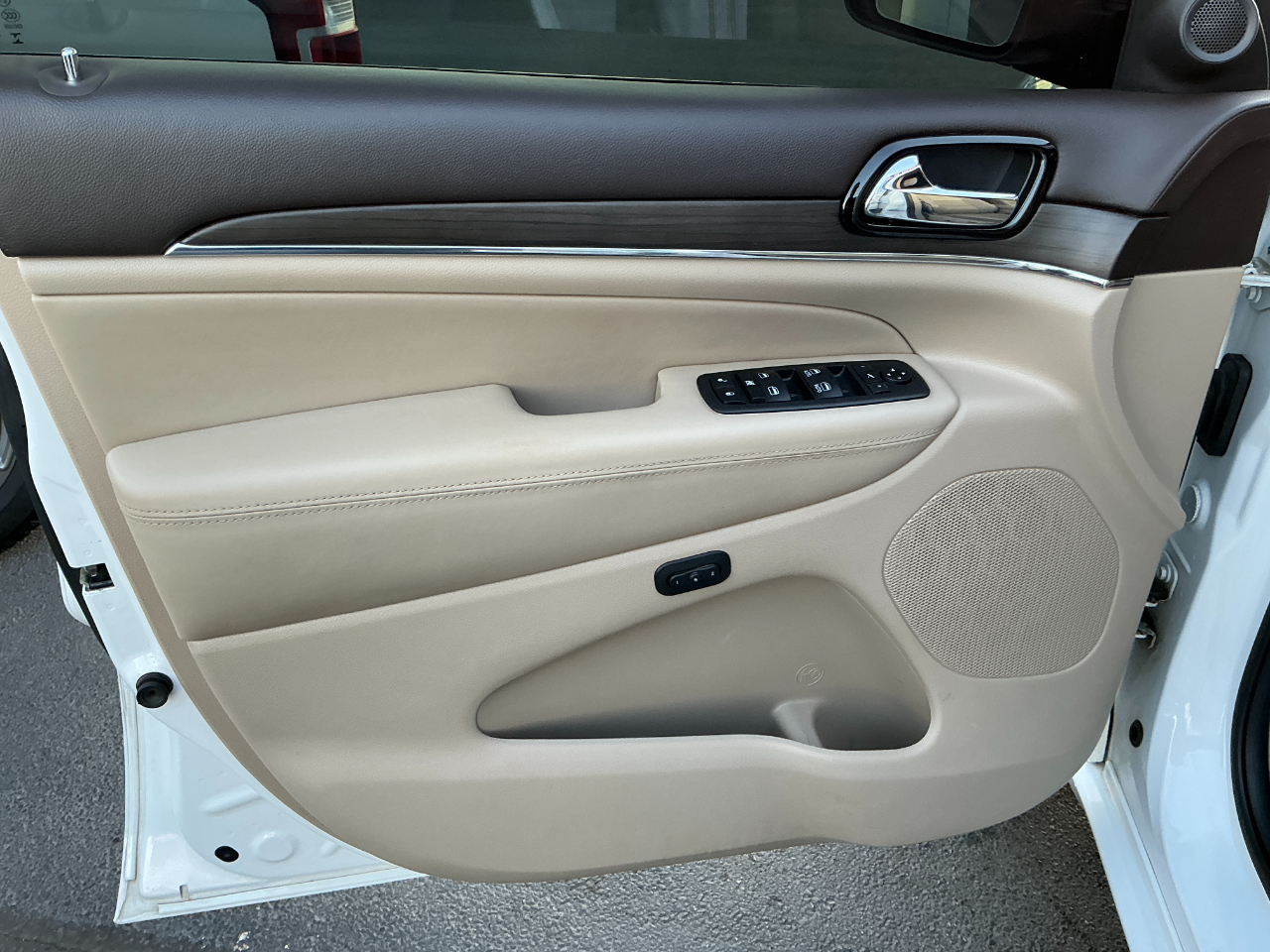 Jeep Grand Cherokee Overland 4x4 2019 Jeep Grand Cherokee Overland 4x4 2019