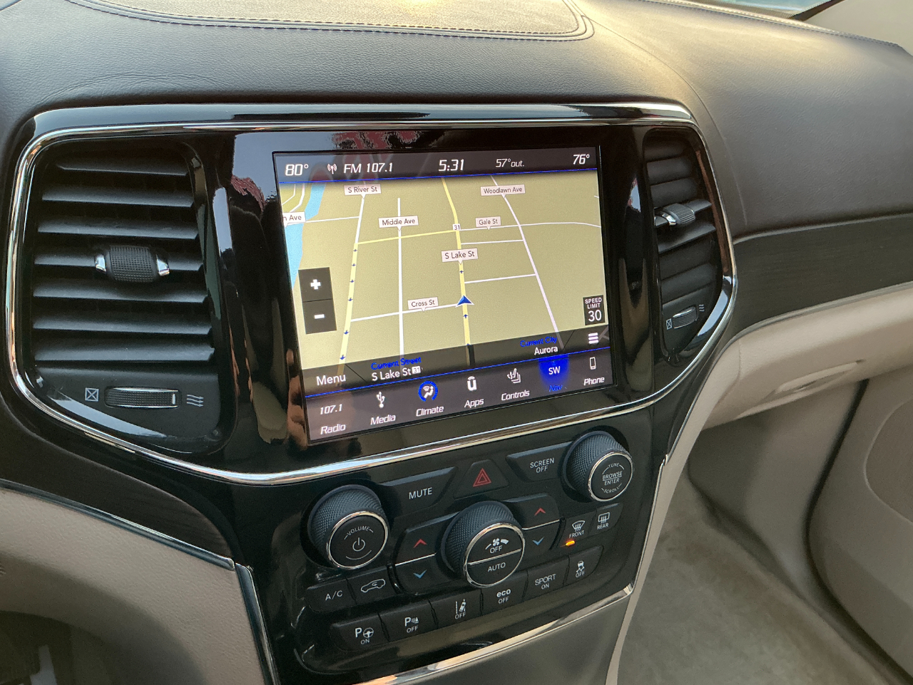 Jeep Grand Cherokee Overland 4x4 2019 Jeep Grand Cherokee Overland 4x4 2019