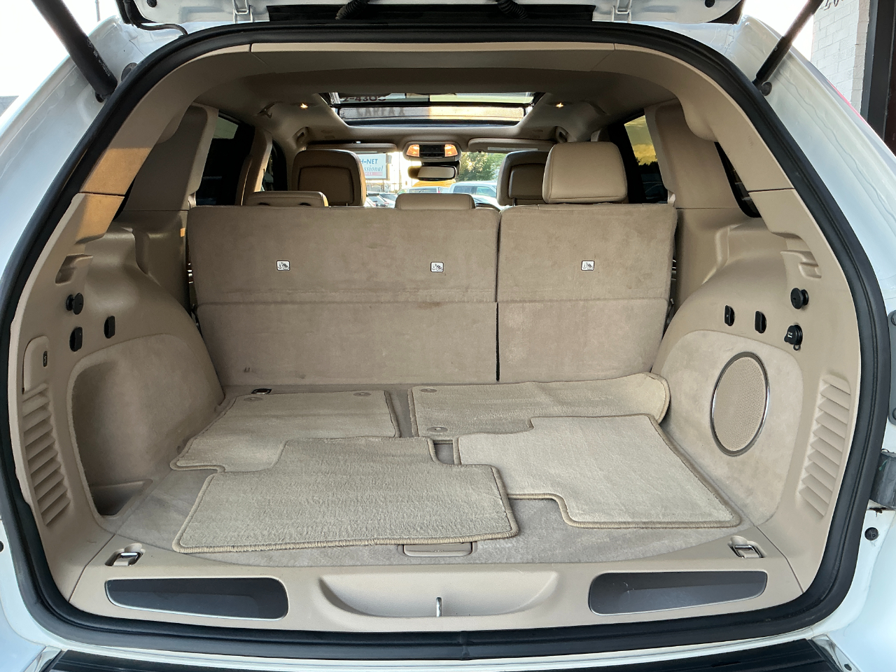 Jeep Grand Cherokee Overland 4x4 2019 Jeep Grand Cherokee Overland 4x4 2019