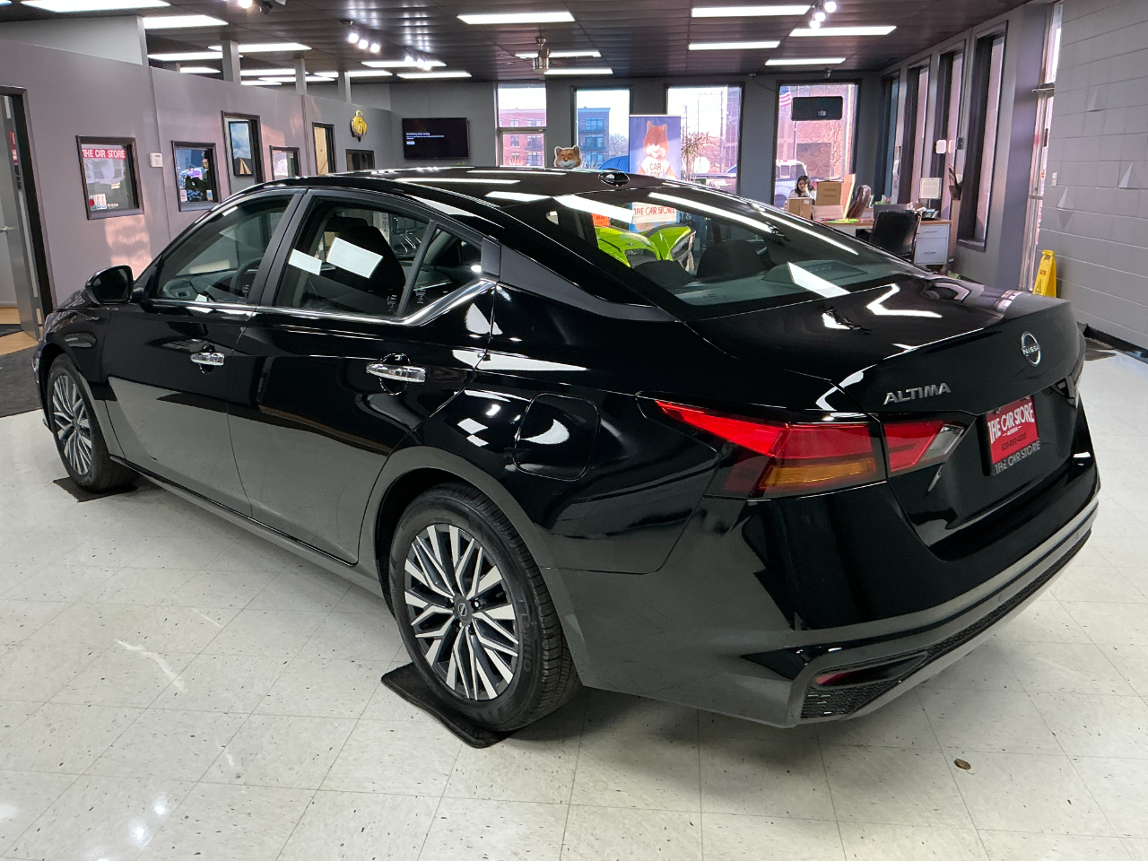 2025 Nissan Altima SV photo 4