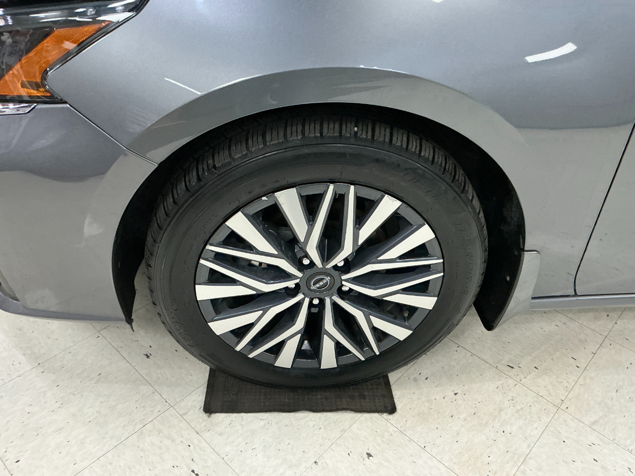 Nissan Altima 2.5 SV Sedan 2024