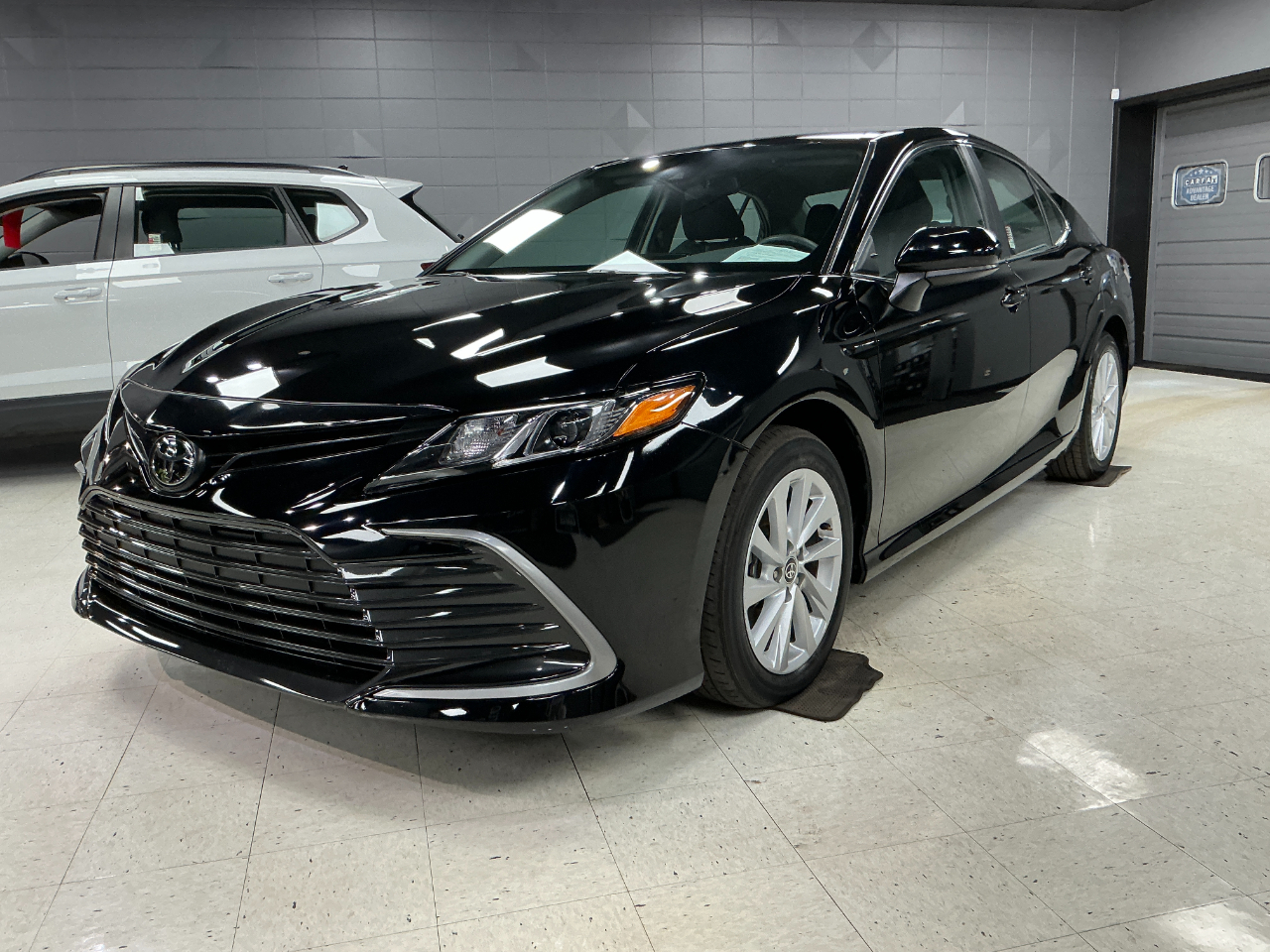 Toyota Camry LE Auto (Natl) 2024