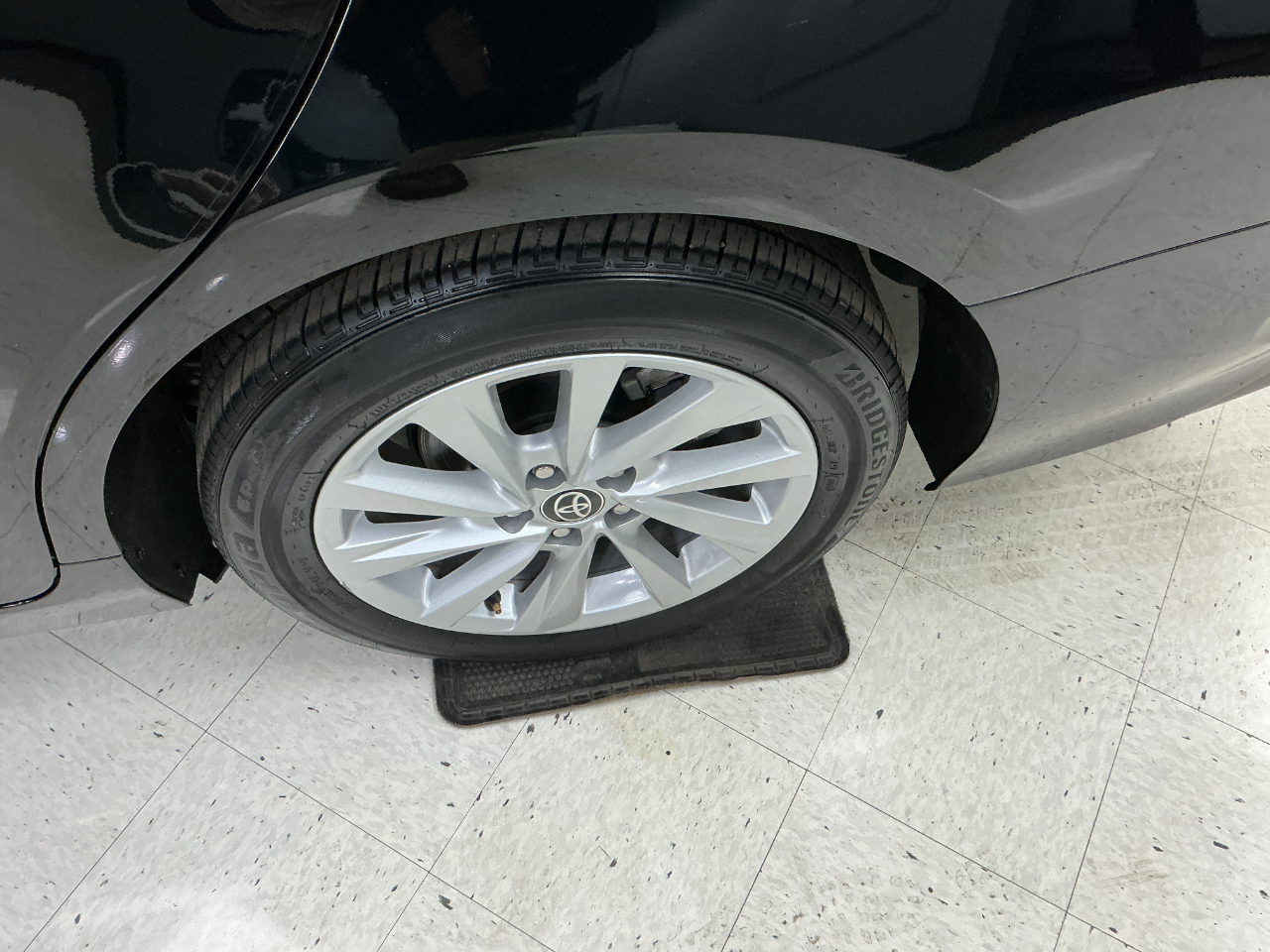 Toyota Camry LE Auto (Natl) 2024