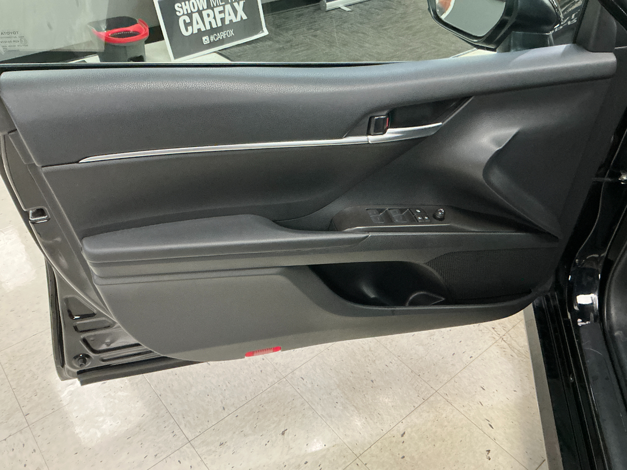 Toyota Camry LE Auto (Natl) 2024