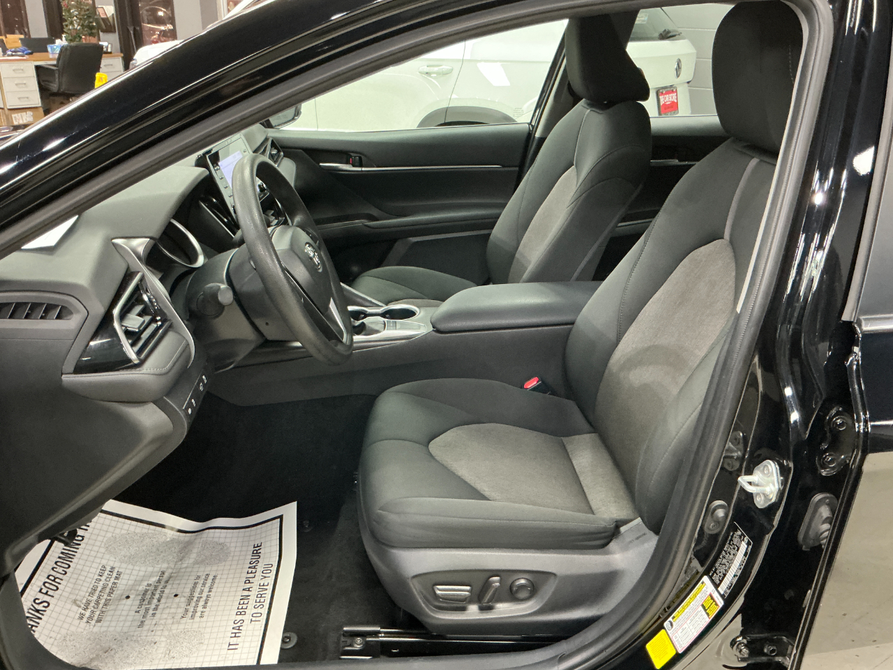 Toyota Camry LE Auto (Natl) 2024