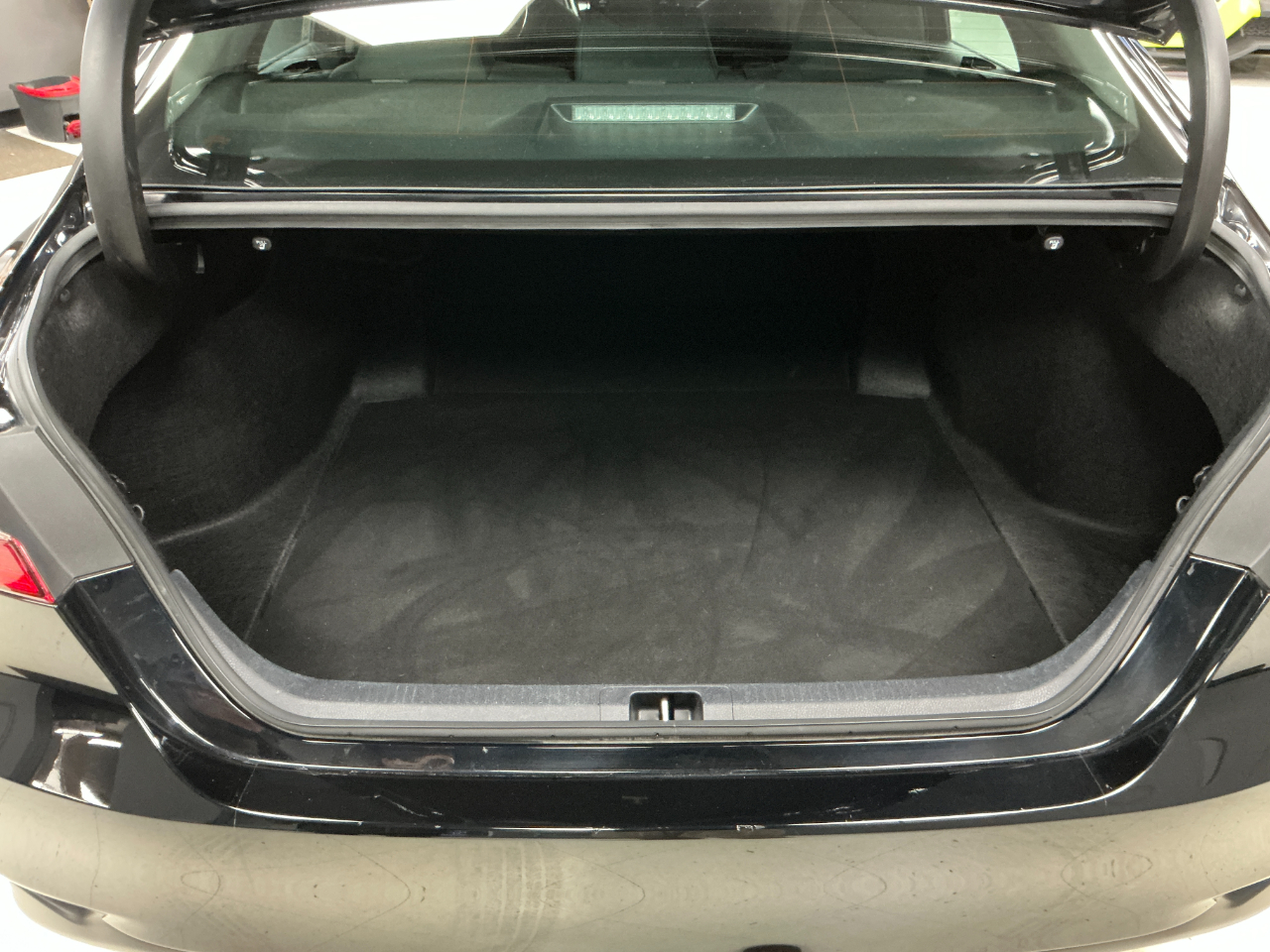 Toyota Camry LE Auto (Natl) 2024