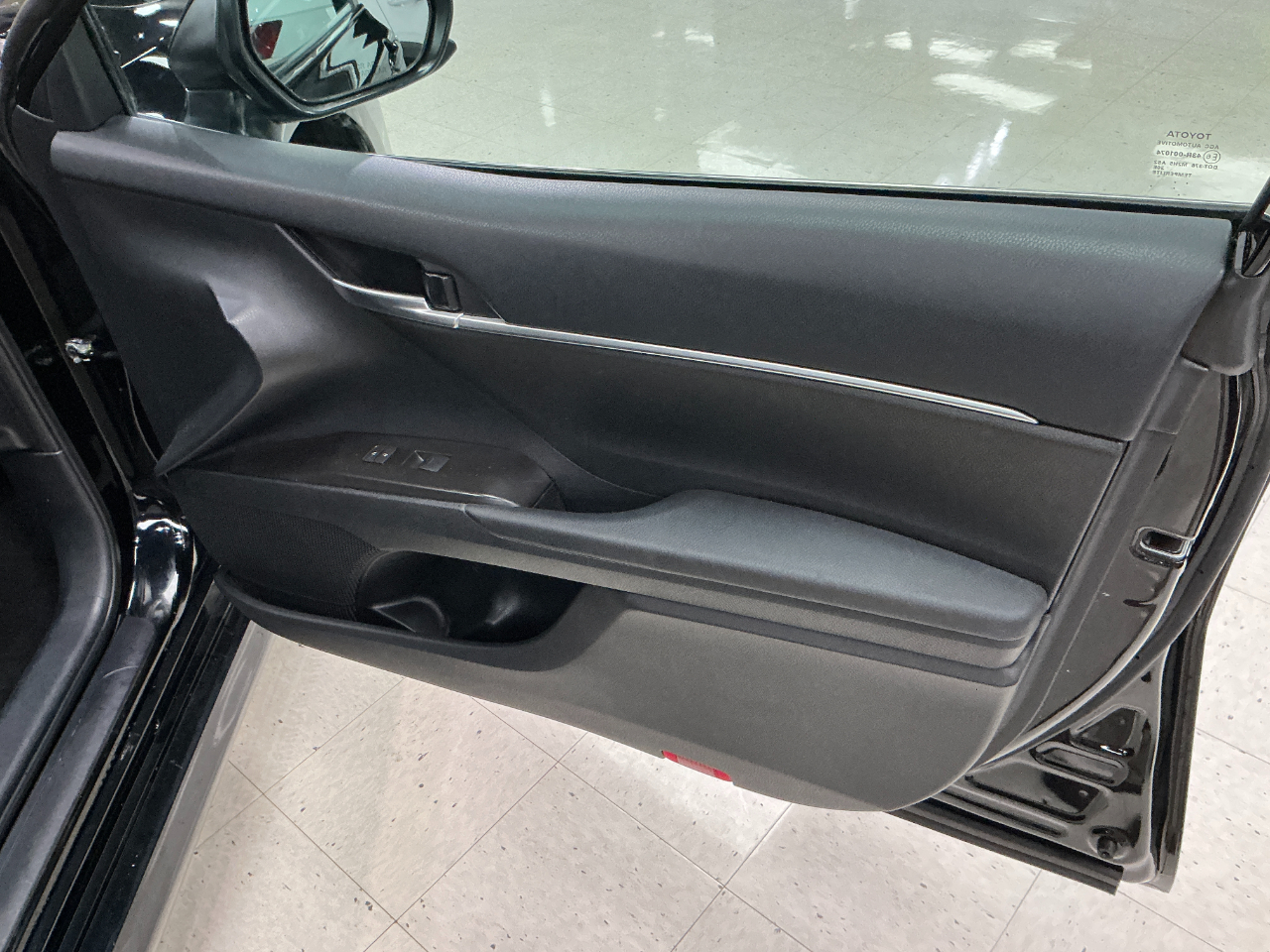 Toyota Camry LE Auto (Natl) 2024