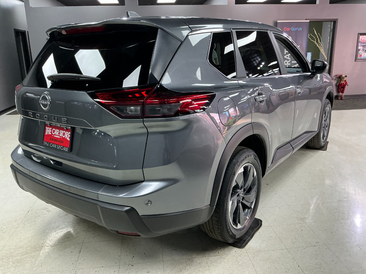 Nissan Rogue FWD SV 2025