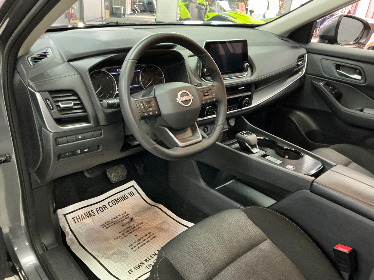 Nissan Rogue FWD SV 2025