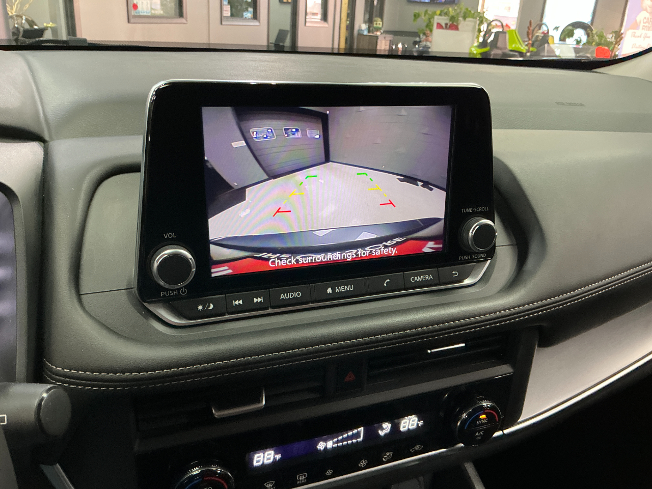 Nissan Rogue FWD SV 2025