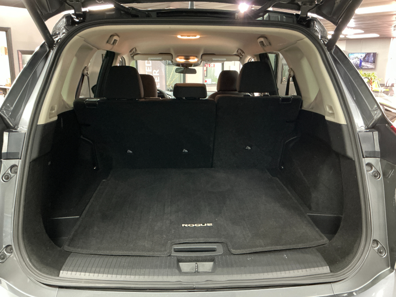 Nissan Rogue FWD SV 2025