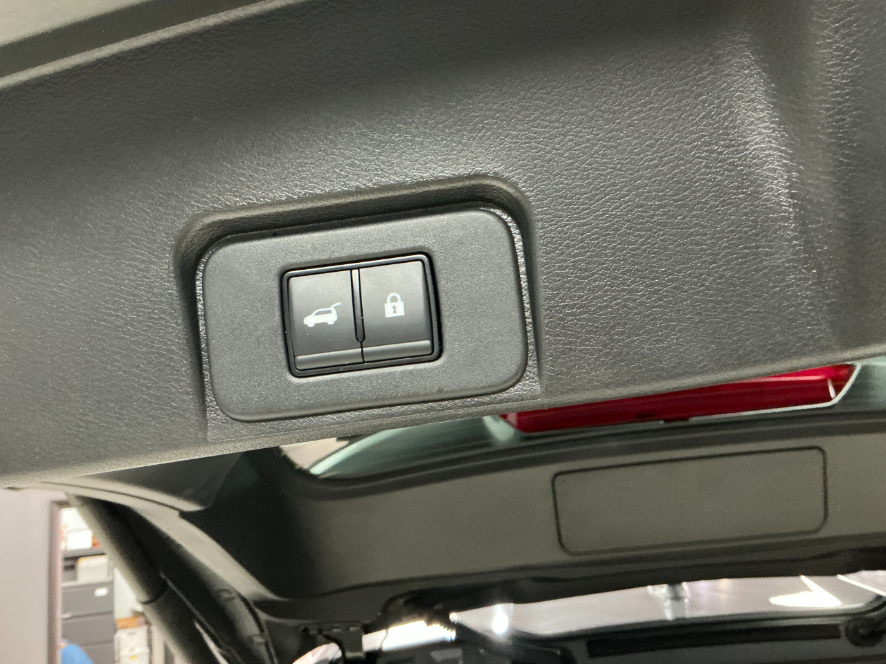 Nissan Rogue FWD SV 2025