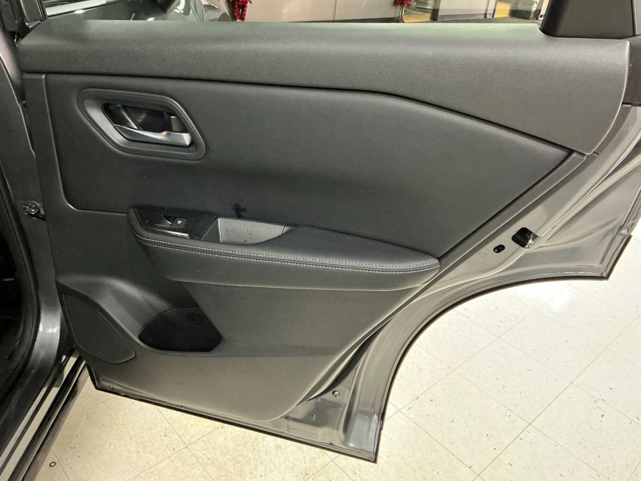 Nissan Rogue FWD SV 2025