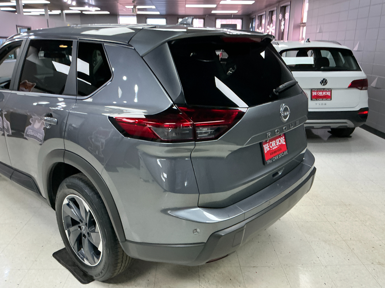 Nissan Rogue FWD SV 2025
