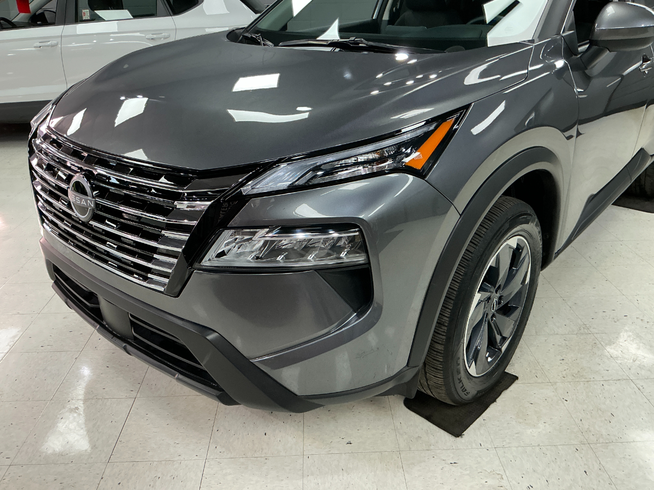 Nissan Rogue FWD SV 2025