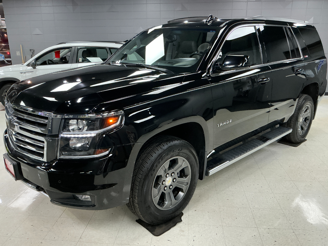 Chevrolet Tahoe 4WD 4dr LT 2015