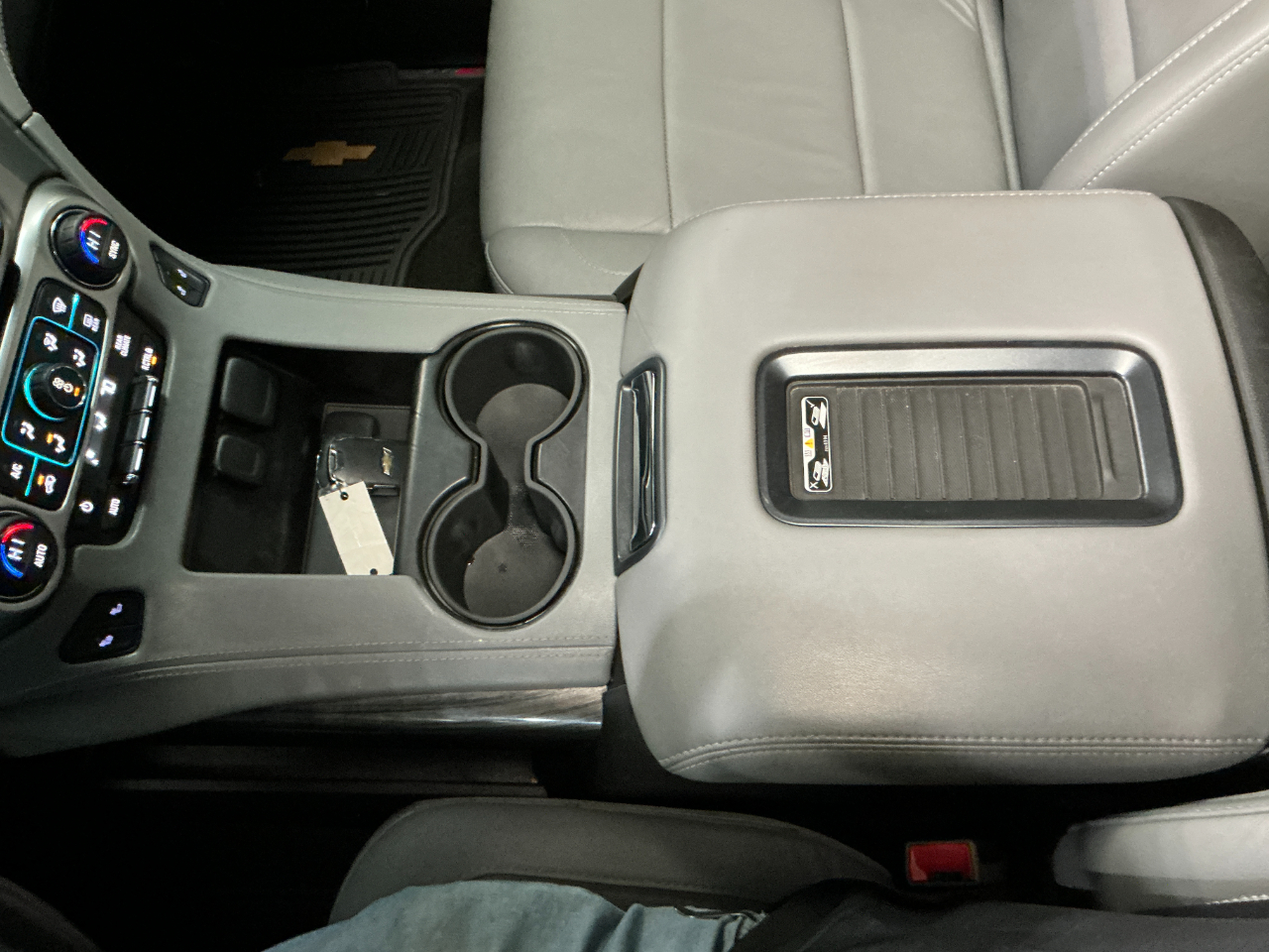 Chevrolet Tahoe 4WD 4dr LT 2015