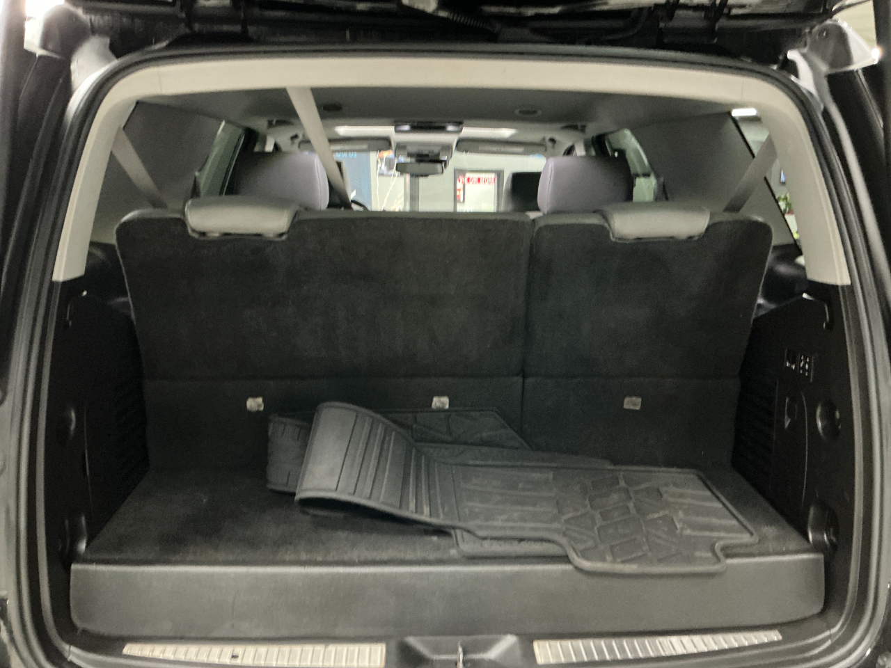 Chevrolet Tahoe 4WD 4dr LT 2015