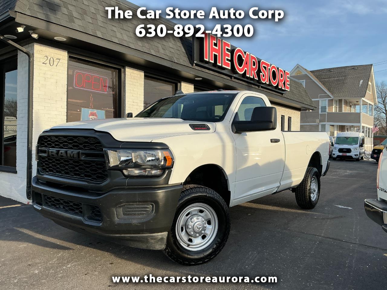 RAM 2500 Tradesman 4x4 Reg Cab 8' Box 2024