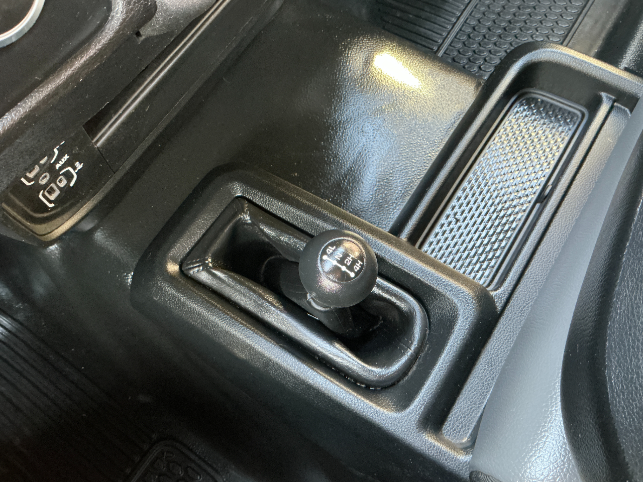 RAM 2500 Tradesman 4x4 Reg Cab 8' Box 2024