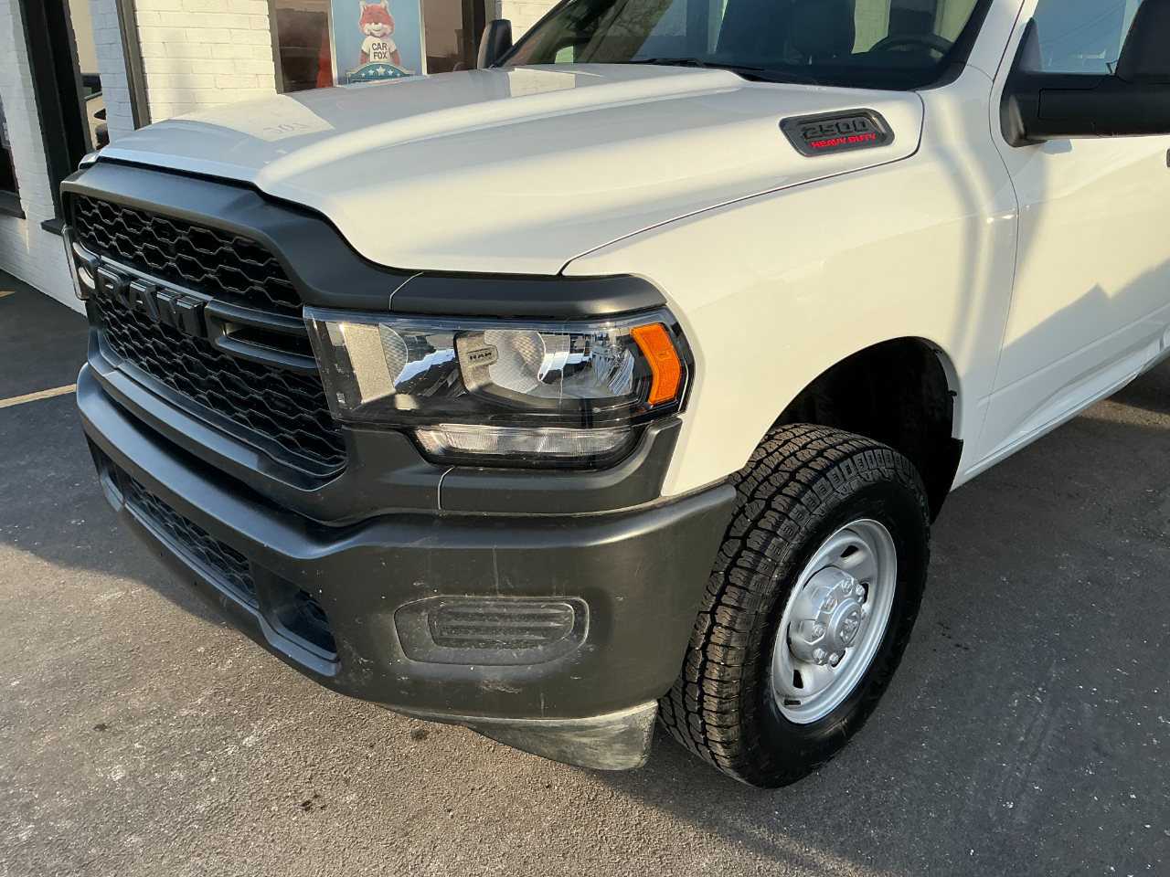 RAM 2500 Tradesman 4x4 Reg Cab 8' Box 2024