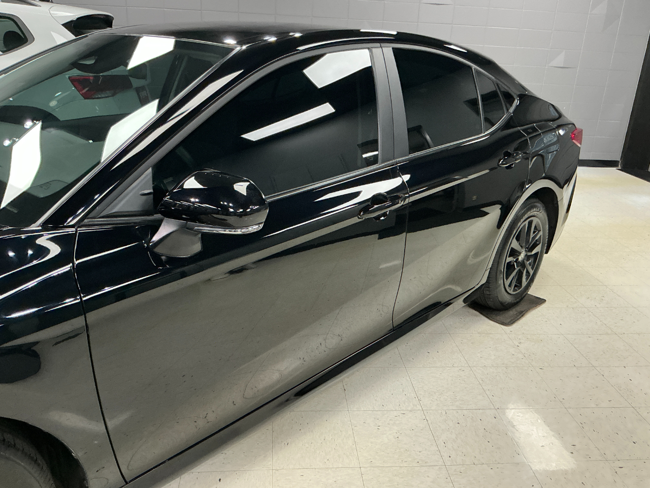 Toyota Camry LE (Natl) 2025