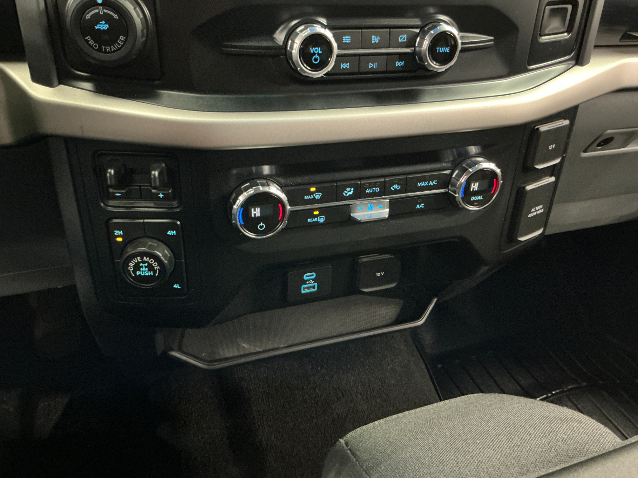 Ford F-150 XLT 4WD SuperCrew 5.5' Box 2021