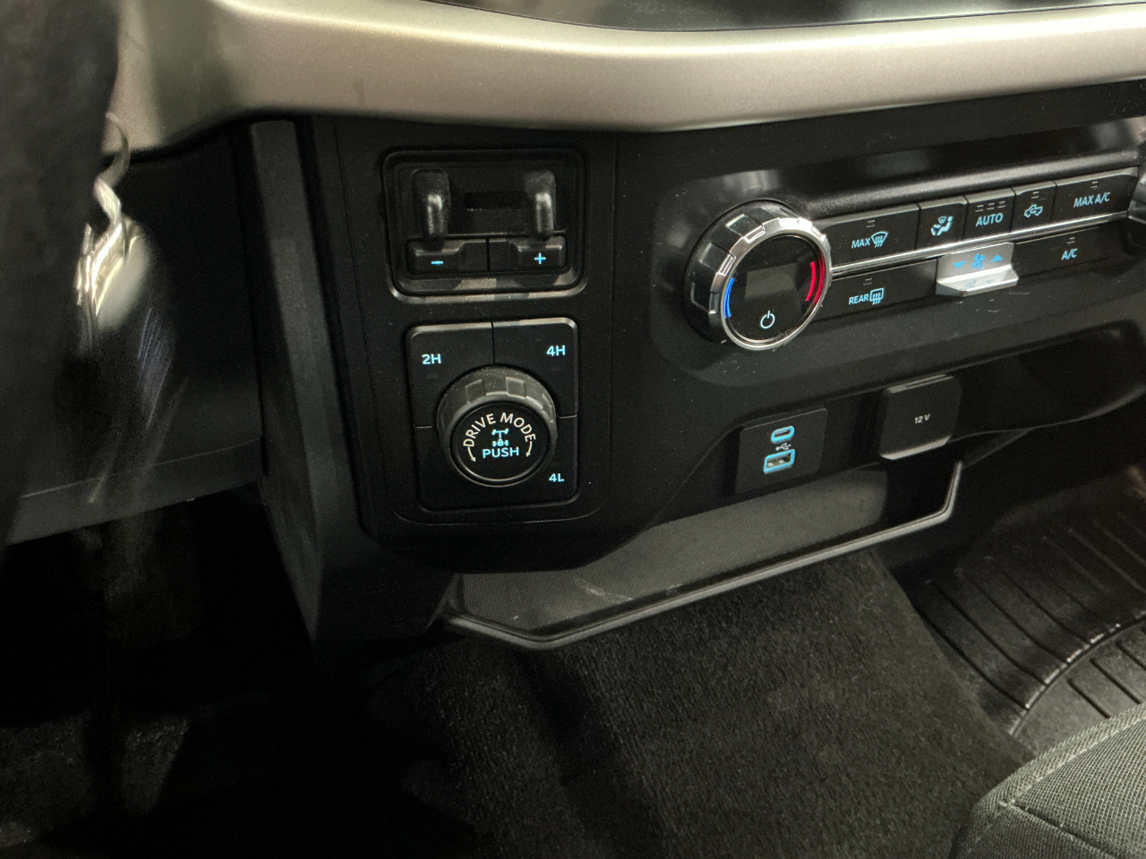 Ford F-150 XLT 4WD SuperCrew 5.5' Box 2021