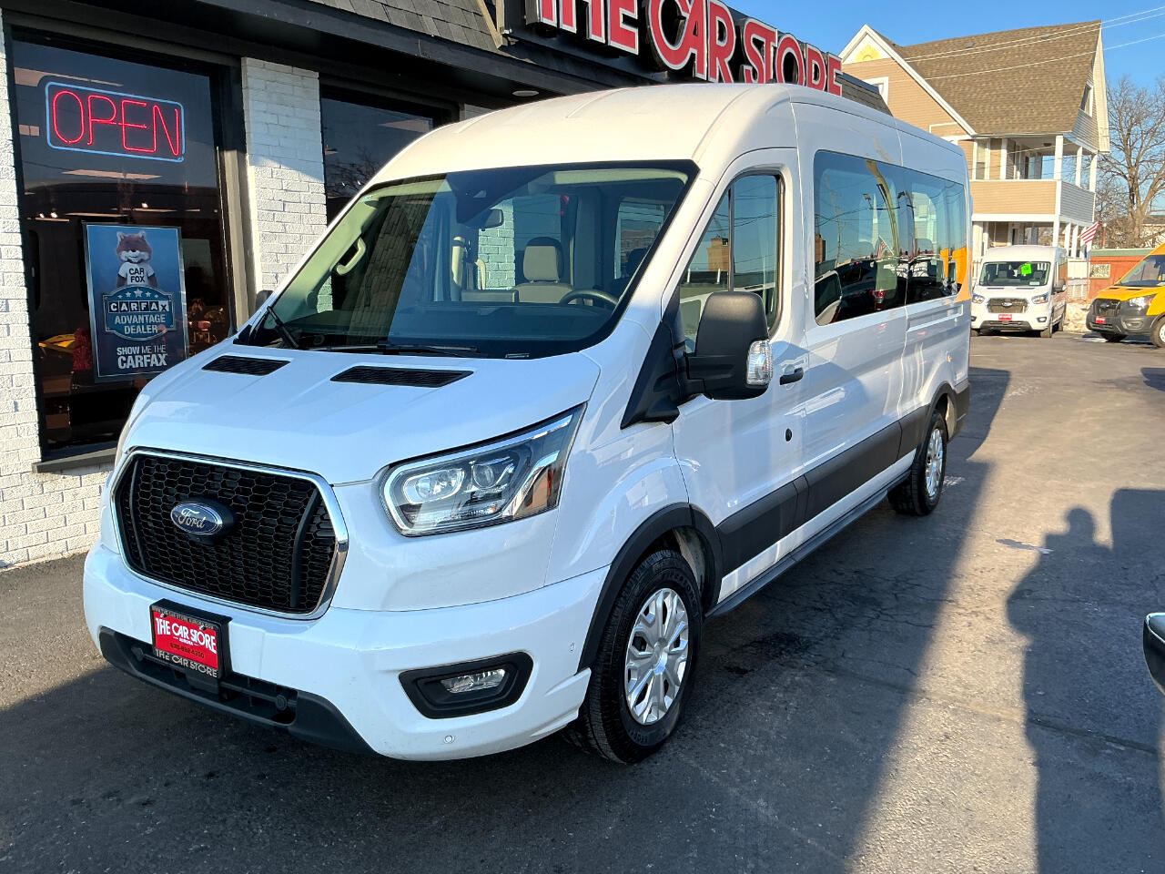 Ford Transit Passenger Wagon T-350 148" Med Roof XLT RWD 2023