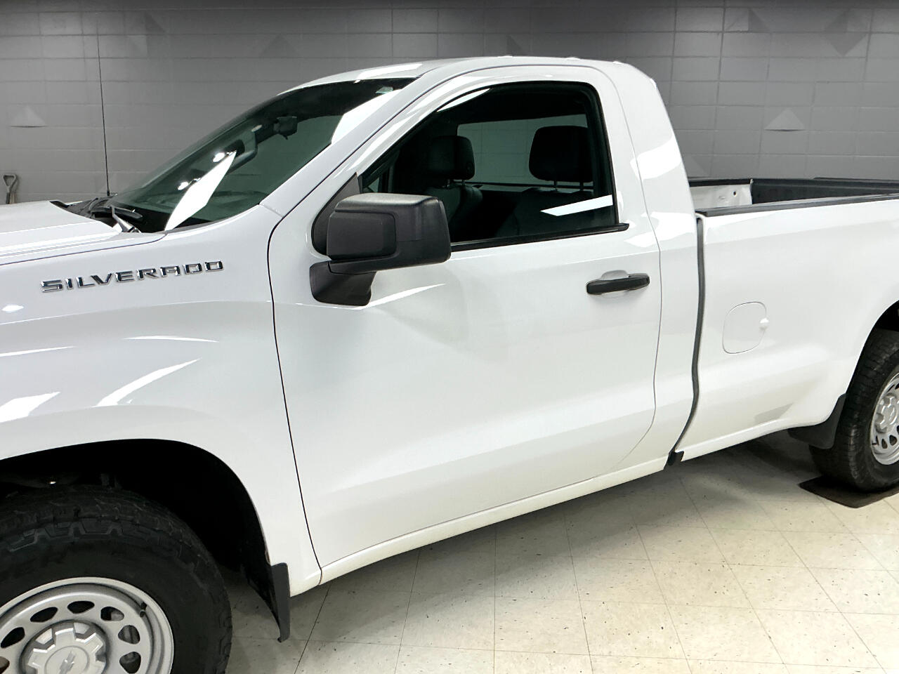 Chevrolet Silverado 1500 2WD Reg Cab 140" Work Truck 2020