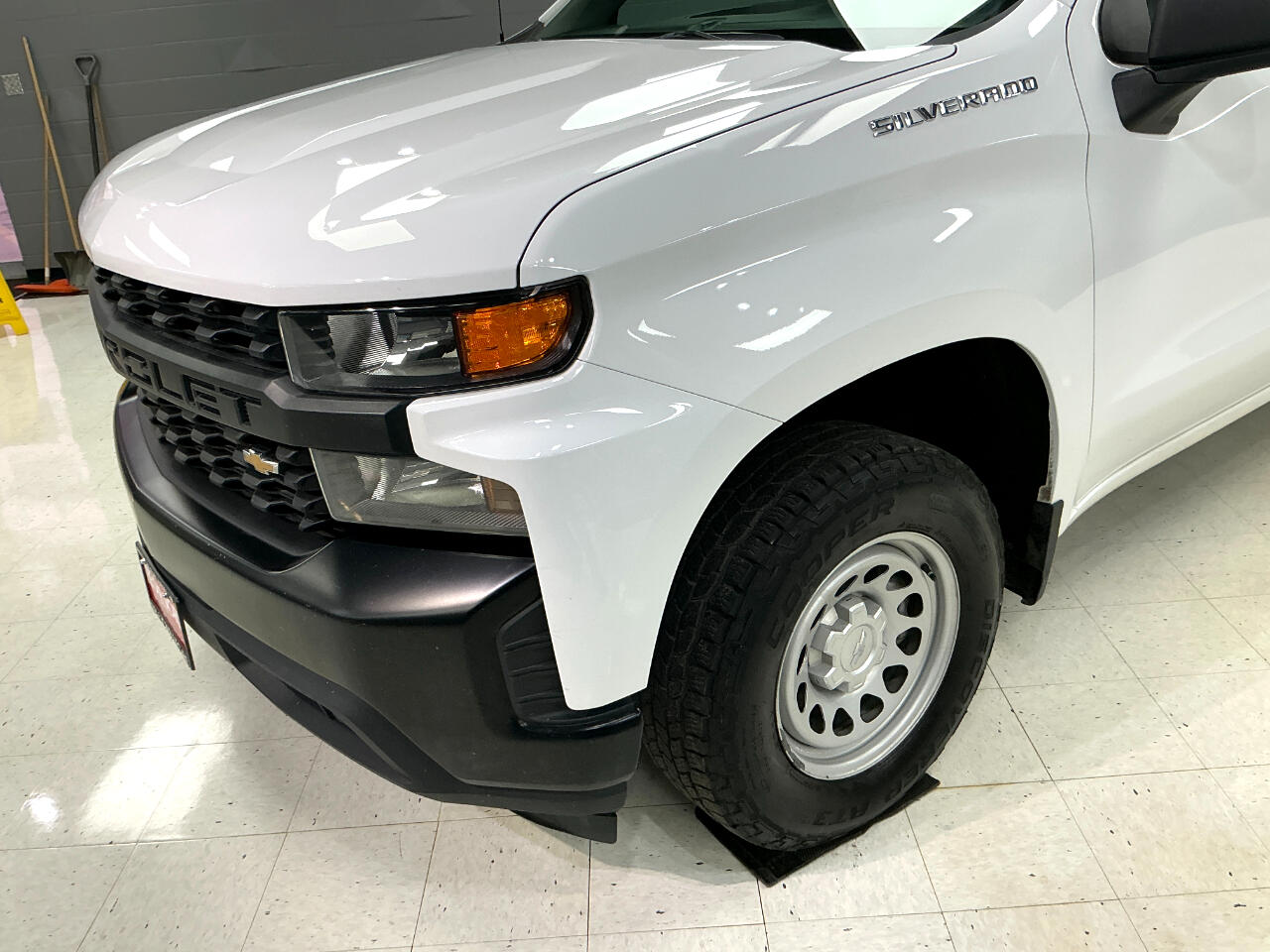 Chevrolet Silverado 1500 2WD Reg Cab 140" Work Truck 2020