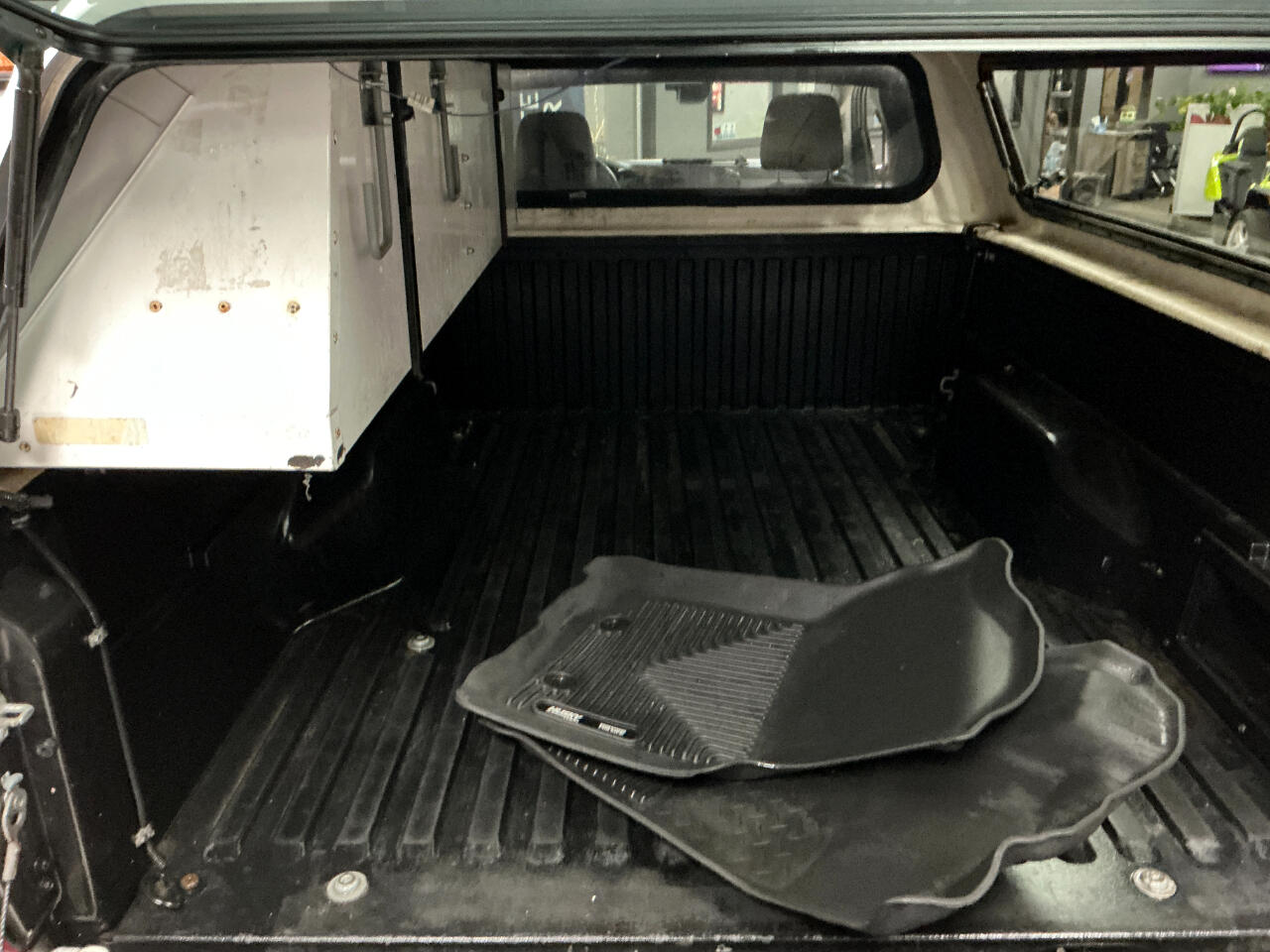 Toyota Tacoma 2WD SR Access Cab 6' Bed I4 AT (Natl) 2021