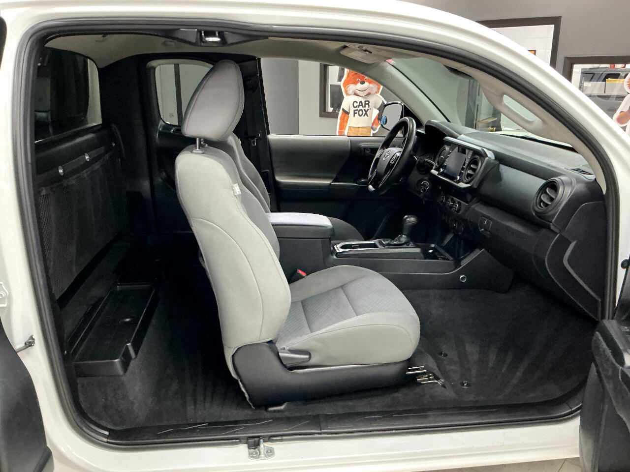 Toyota Tacoma 2WD SR Access Cab 6' Bed I4 AT (Natl) 2021