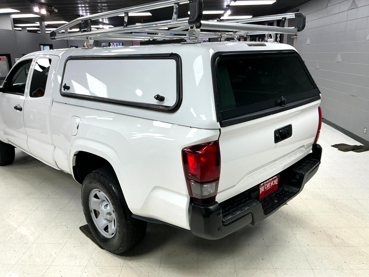 Toyota Tacoma 2WD SR Access Cab 6' Bed I4 AT (Natl) 2021