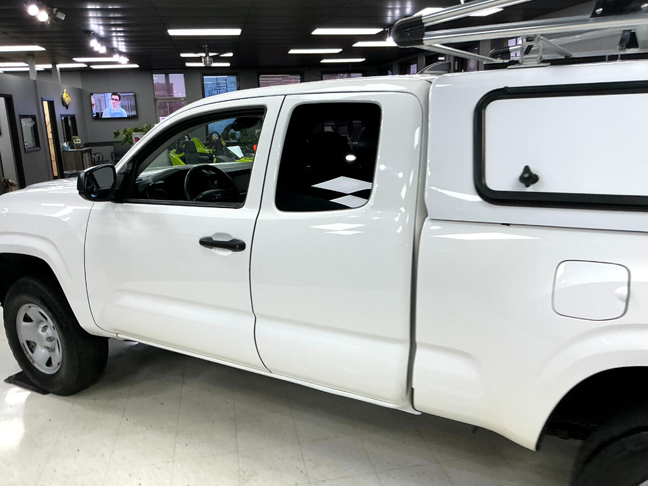 Toyota Tacoma 2WD SR Access Cab 6' Bed I4 AT (Natl) 2021