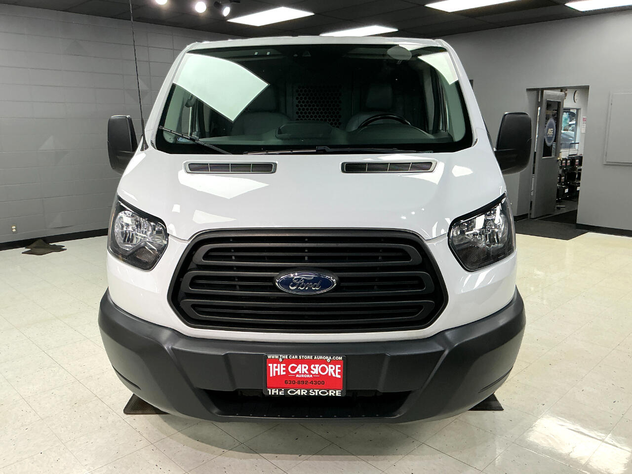 Ford Transit Van T-250 130" Low Rf 9000 GVWR Swing-Out RH Dr 2019