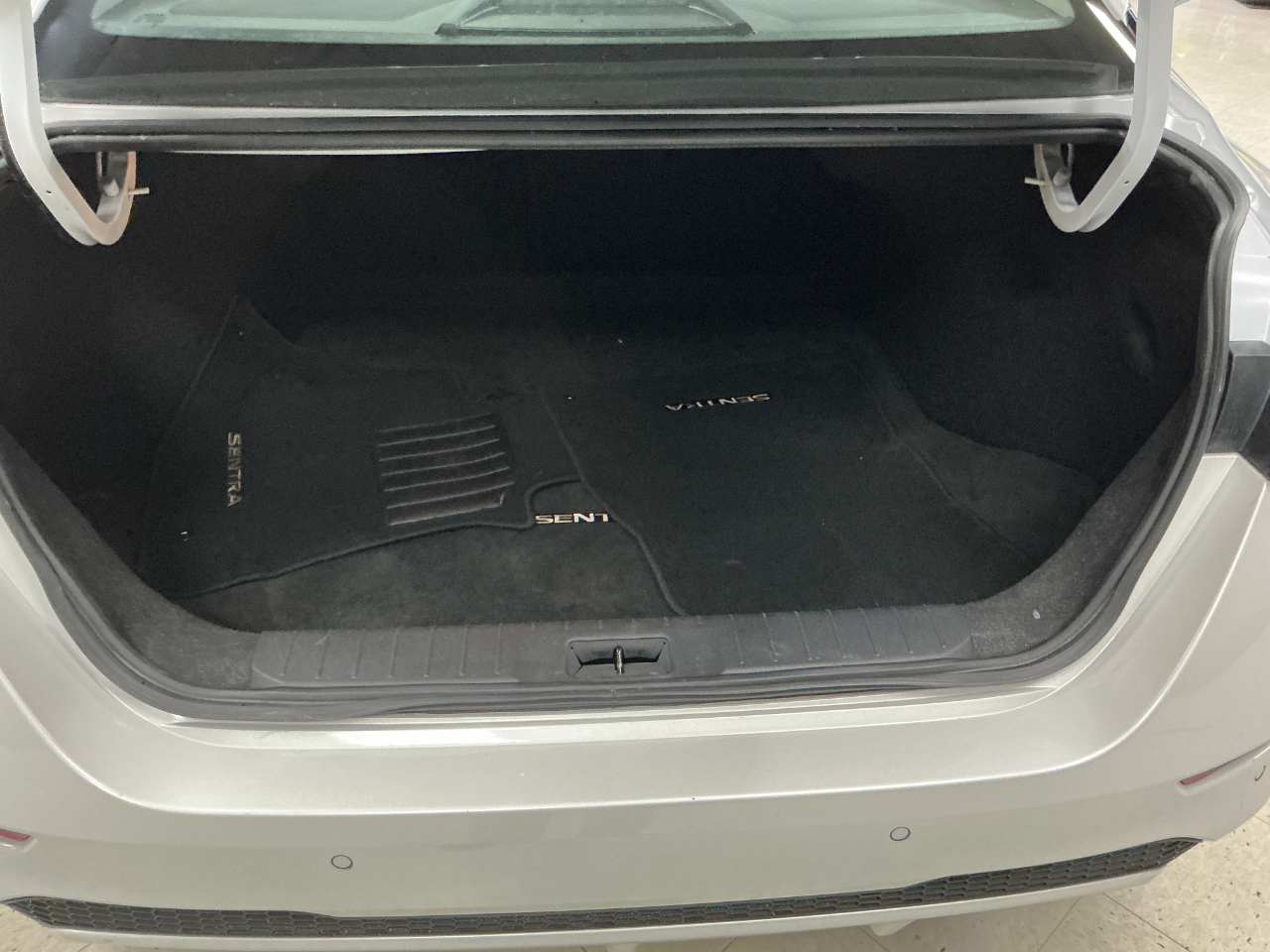 Nissan Sentra SV CVT 2024