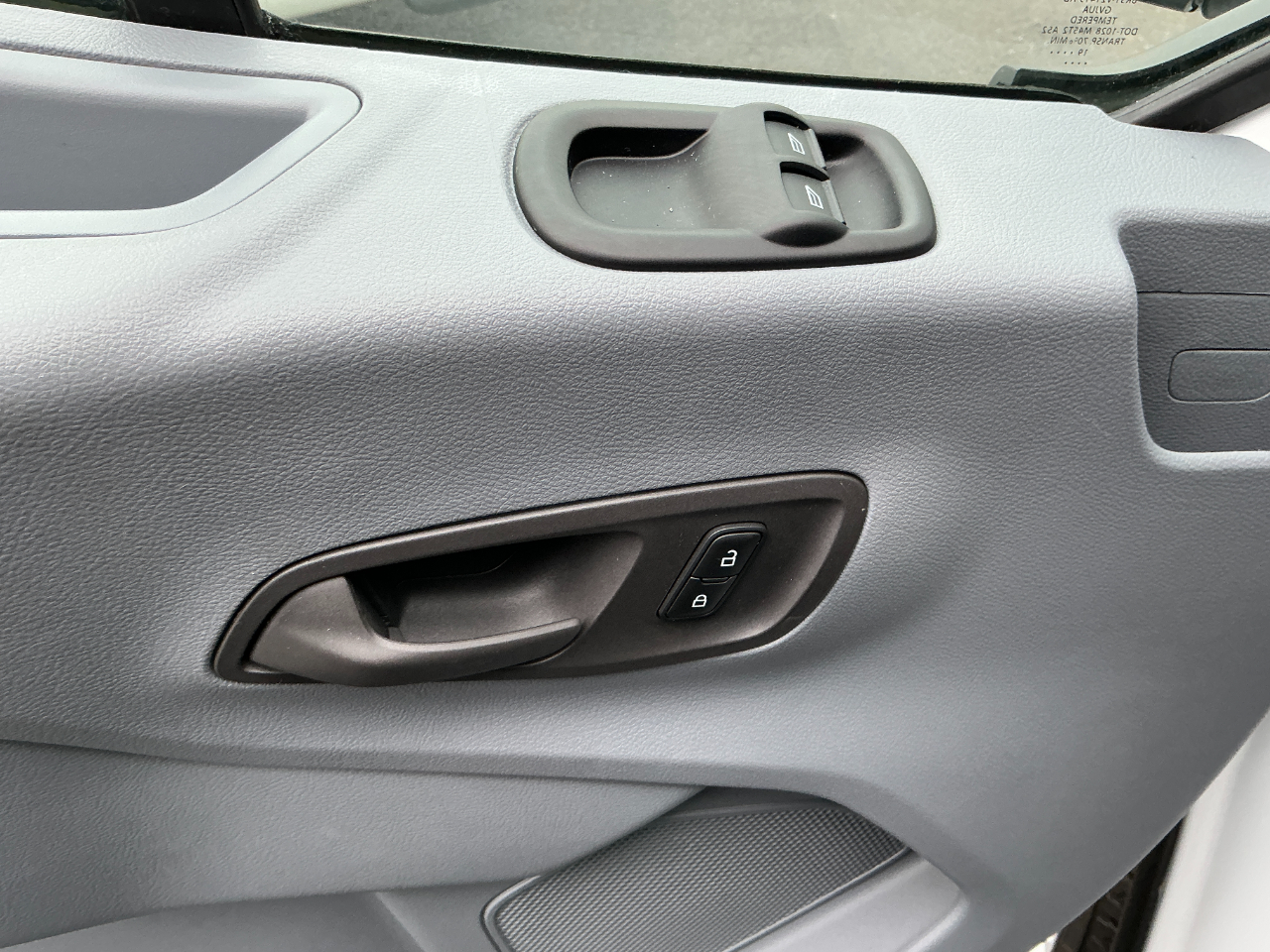 Ford Transit Passenger Wagon T-150 130" Med Roof XLT Sliding RH Dr 2019