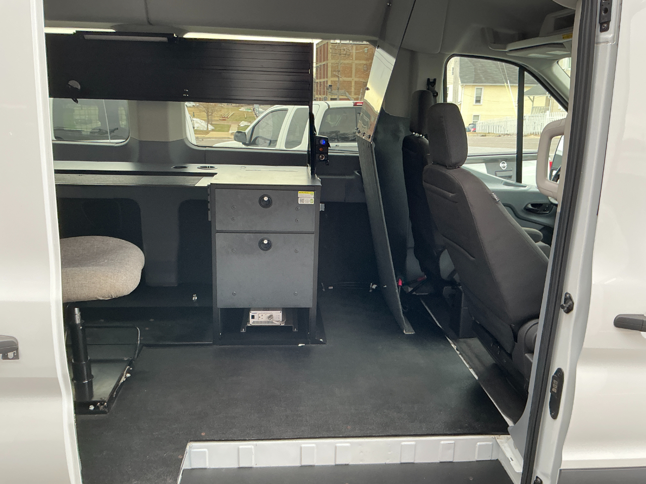 Ford Transit Passenger Wagon T-150 130" Med Roof XLT Sliding RH Dr 2019