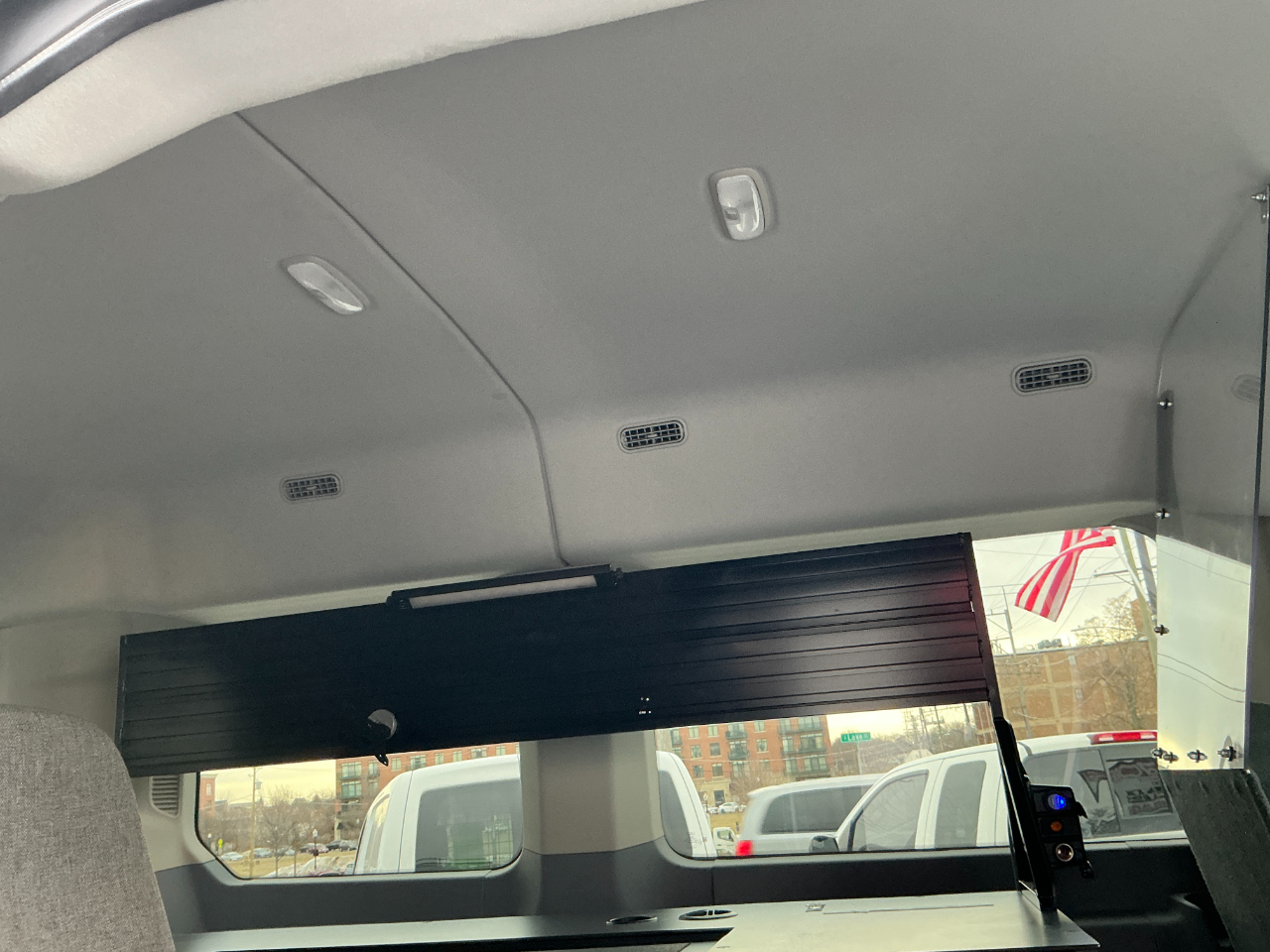 Ford Transit Passenger Wagon T-150 130" Med Roof XLT Sliding RH Dr 2019