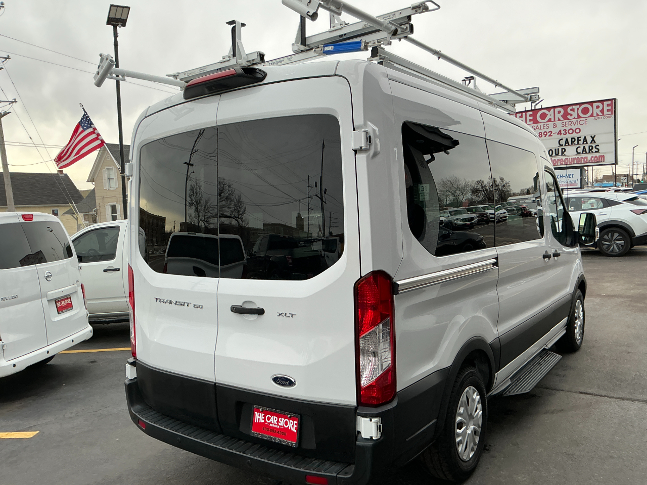 Ford Transit Passenger Wagon T-150 130" Med Roof XLT Sliding RH Dr 2019