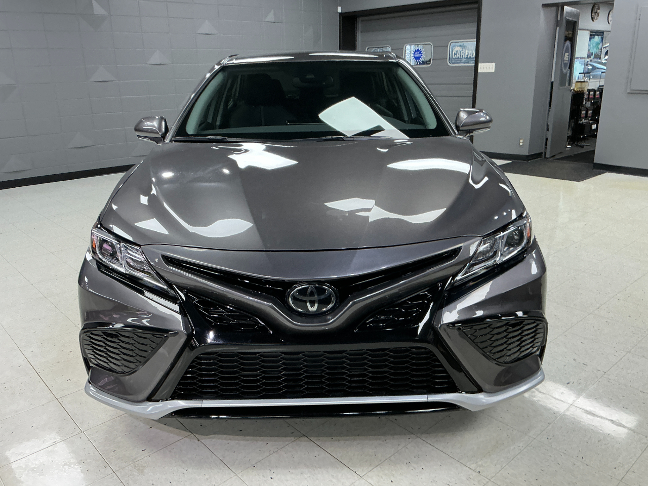 Toyota Camry SE Auto (Natl) 2024