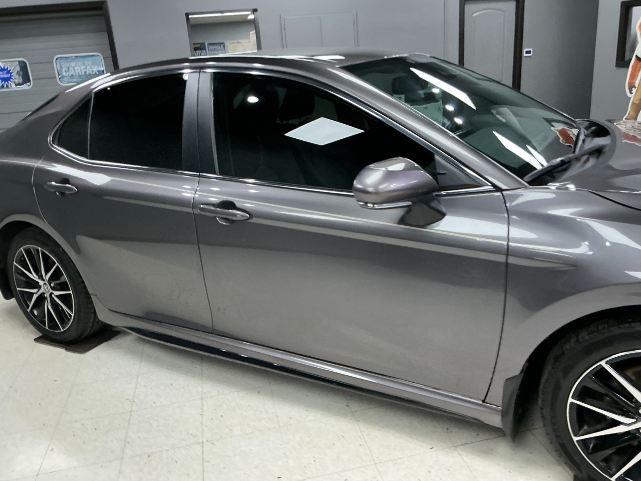 Toyota Camry SE Auto (Natl) 2024