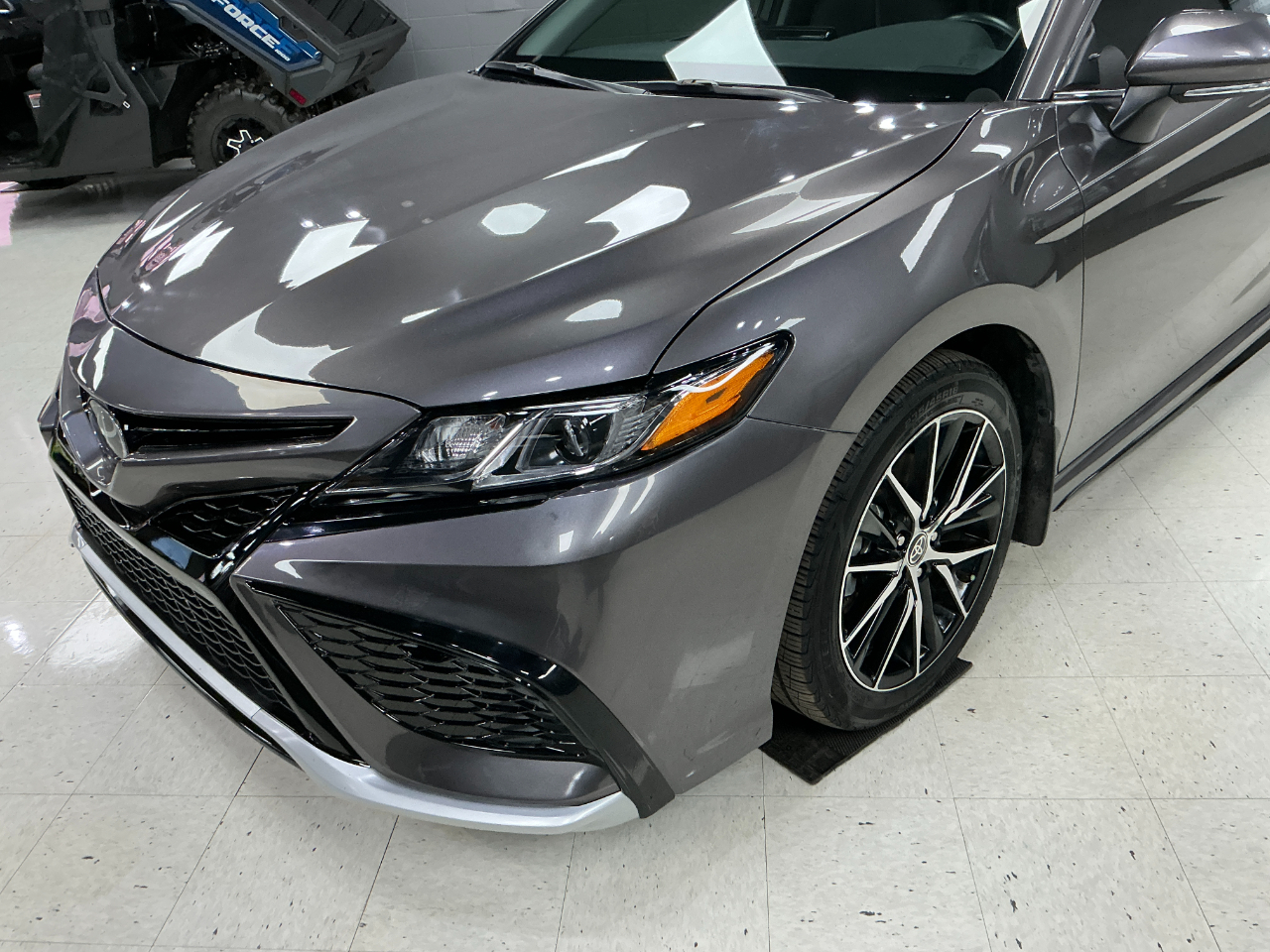 Toyota Camry SE Auto (Natl) 2024