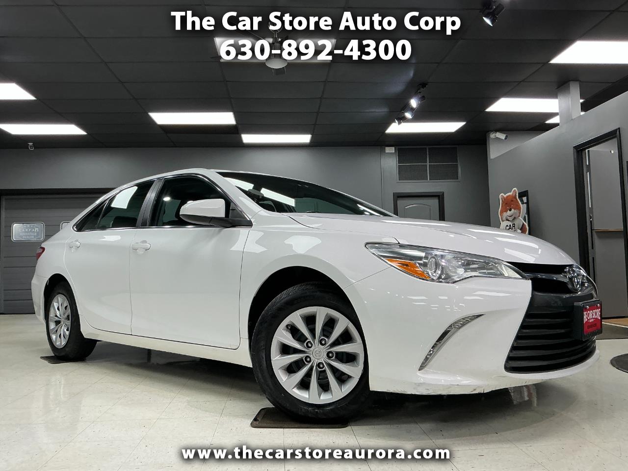 Toyota Camry 4dr Sdn I4 Auto LE (Natl) 2016