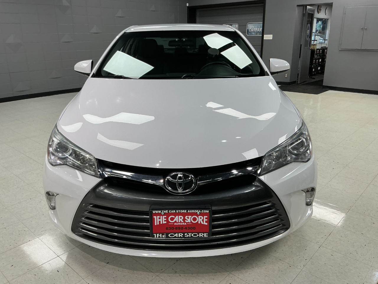 Toyota Camry 4dr Sdn I4 Auto LE (Natl) 2016